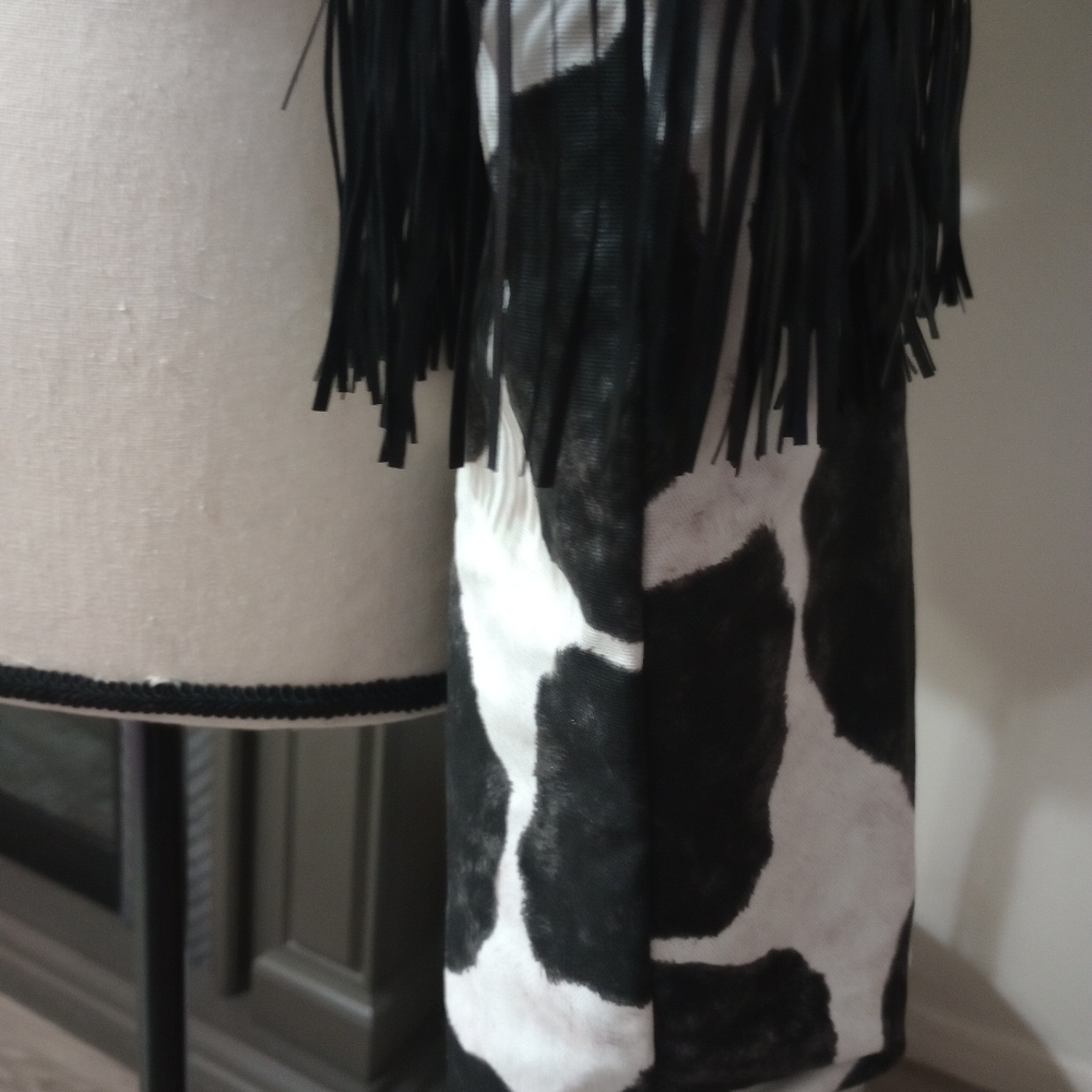 Black and White Fringe Tote Bag - Picture 8 of 13